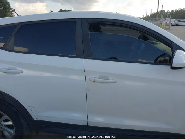Hyundai TUCSON SE 2018 KM8J23A41JU646204 Image 14