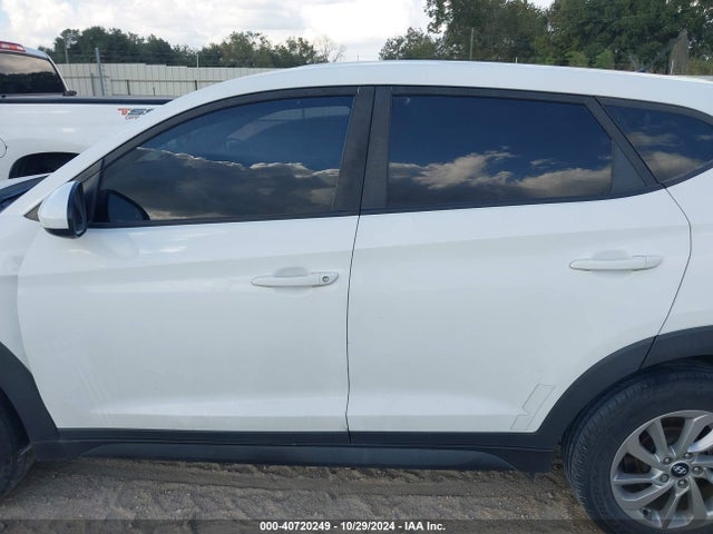 Hyundai TUCSON SE 2018 KM8J23A41JU646204 Image 15