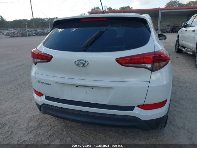 Hyundai TUCSON SE 2018 KM8J23A41JU646204 Image 17
