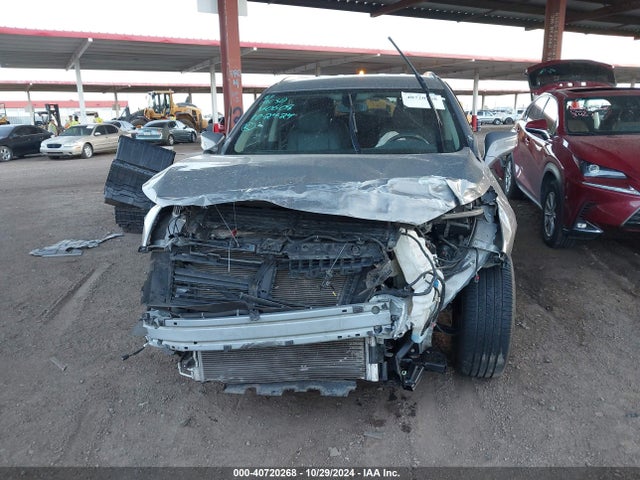 5GAERBKW6KJ180608 Buick Enclave Fwd Essence