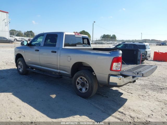 3C6UR5CL6NG193324 RAM 2500 Tradesman  4x4 6'4 Box