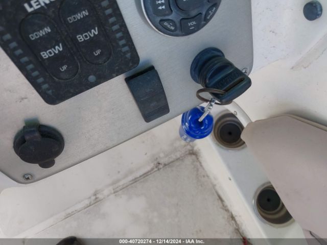 2014 HURRICANE BOAT GDY21276A414      Photo 10