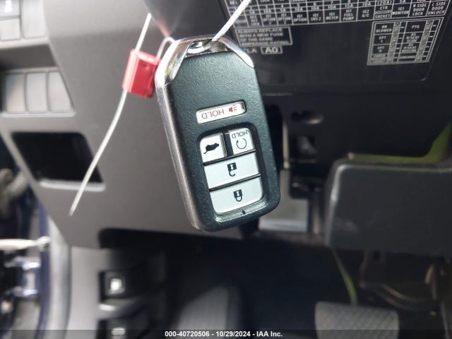 Honda CR-V EX 2018 7FARW1H57JE040966 Image 11