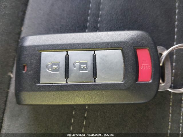 2020 MITSUBISHI OUTLANDER JA4AD3A35LZ045917 Photo 10