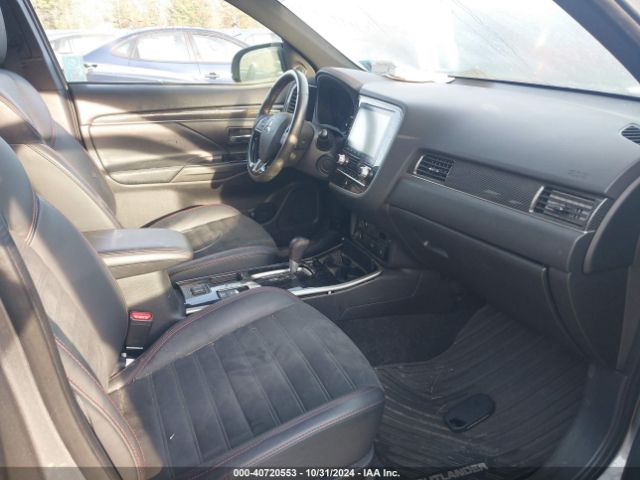 2020 MITSUBISHI OUTLANDER JA4AD3A35LZ045917 Photo 4