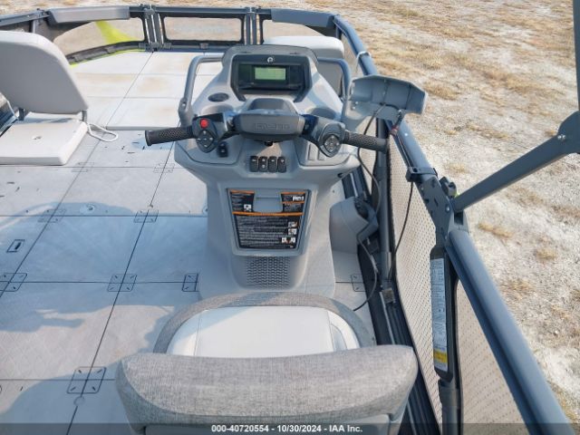 2022 SEADOO OTHER YDV80966D222      Photo 6