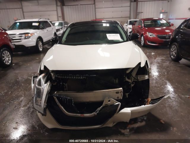 1N4AA6AP2JC388175 Nissan Maxima 3.5 Platinum