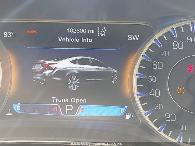 1C3CCCCB8FN558102 Chrysler 200 C