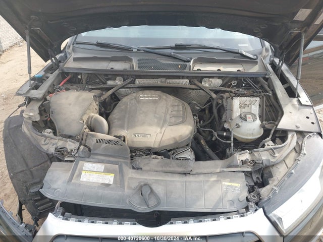 WA1BNAFY3J2247378 Audi Q5 2.0t Premium/2.0t Tech Premium
