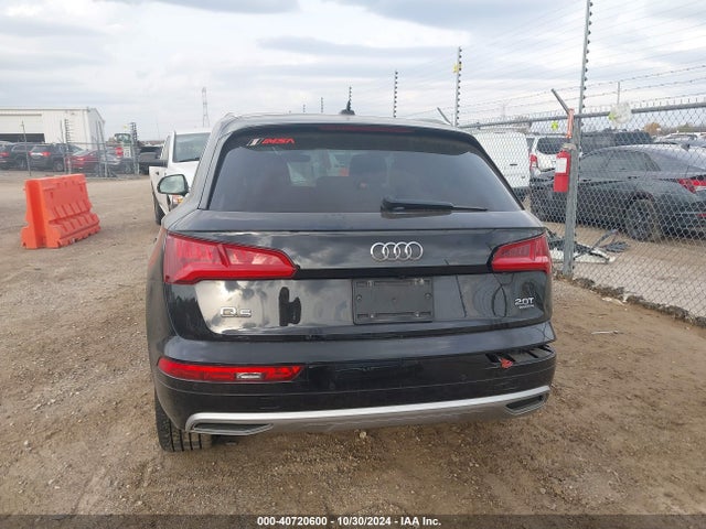 WA1BNAFY3J2247378 Audi Q5 2.0t Premium/2.0t Tech Premium