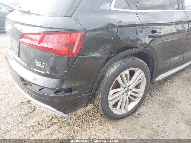 WA1BNAFY3J2247378 Audi Q5 2.0t Premium/2.0t Tech Premium