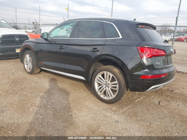 WA1BNAFY3J2247378 Audi Q5 2.0t Premium/2.0t Tech Premium