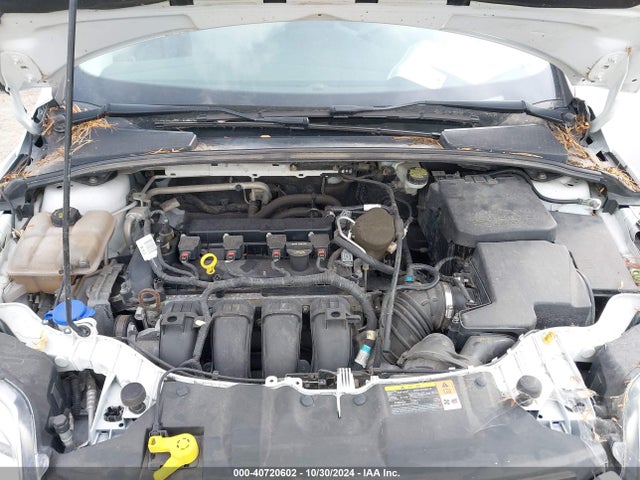 Ford FOCUS SE 2014 1FADP3K21EL209109 Image 10