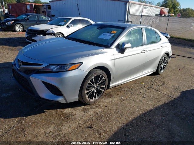 Toyota CAMRY SE 2018 JTNB11HK4J3044144 Image 2