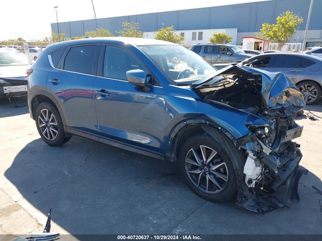 Mazda Cx-5 Touring 2018 JM3KFACM4J0322855 Image 1