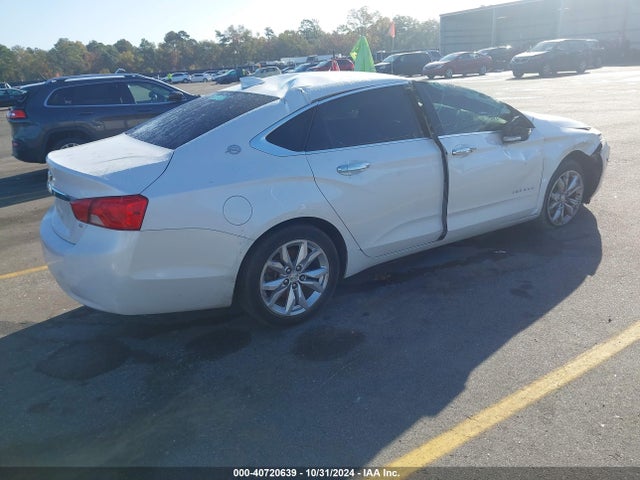 Chevrolet IMPALA 1LT 2017 2G1105SA7H9169028 Image 4