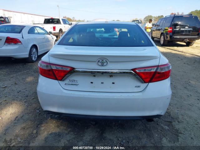 4T1BF1FK8FU045884 Toyota CAMRY SE