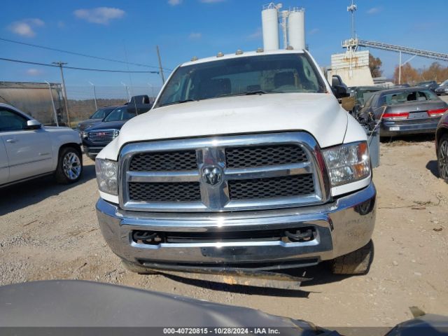 3C6UR5CJ9JG105715 RAM 2500 Tradesman  4x4 6'4 Box