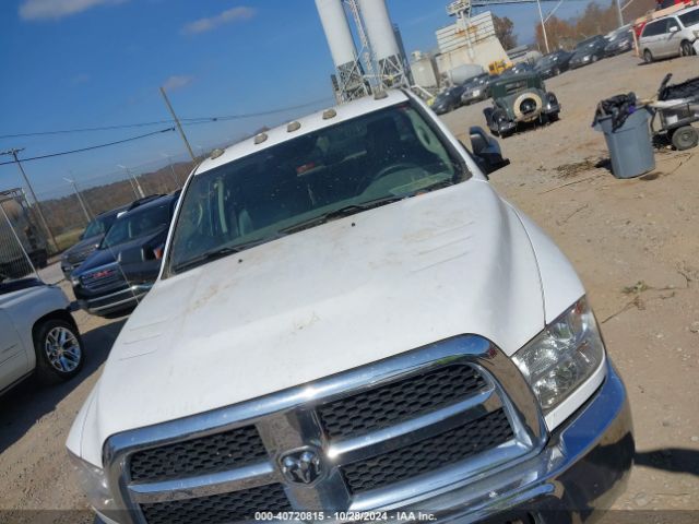 3C6UR5CJ9JG105715 RAM 2500 Tradesman  4x4 6'4 Box