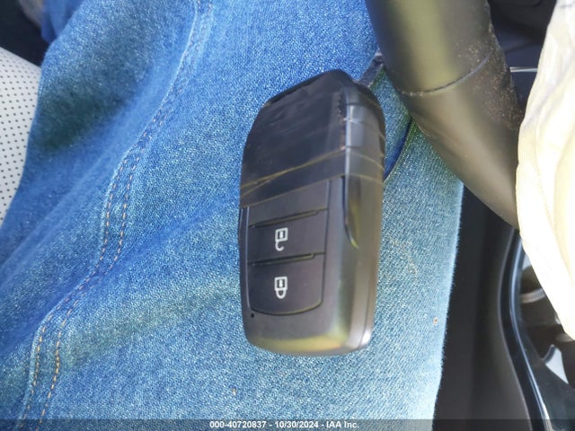 Toyota Prius Xle Awd-e 2024 JTDADABUXR3012778 Image 11