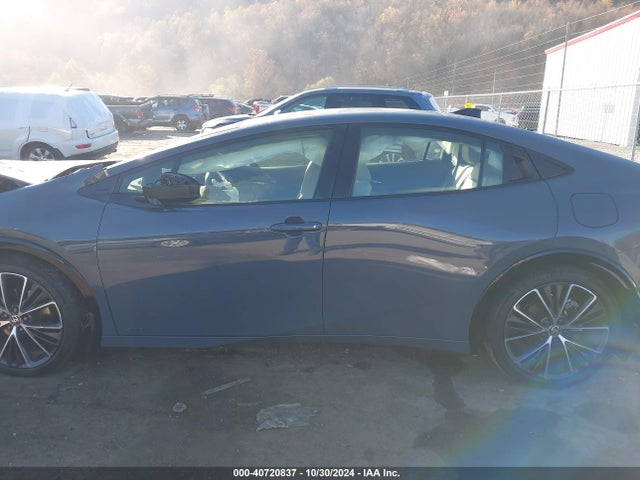 Toyota Prius Xle Awd-e 2024 JTDADABUXR3012778 Image 14