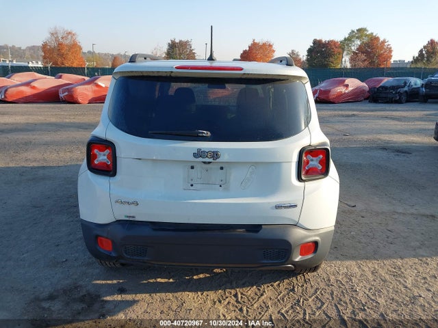 Jeep Renegade Latitude 2015 ZACCJBBT6FPB96946 Image 16