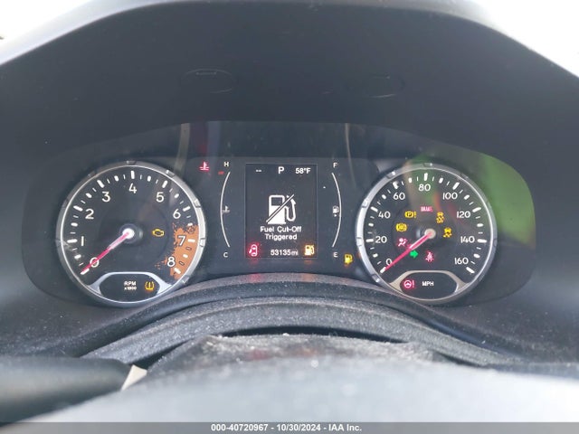 ZACCJBBT6FPB96946 Jeep Renegade Latitude