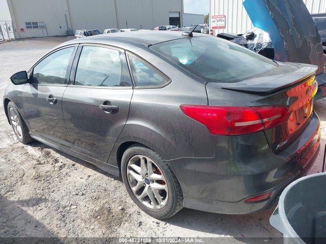 Ford FOCUS SE 2015 1FADP3FE6FL304741 Image 3