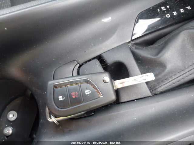 Toyota C-HR LE 2019 NMTKHMBX8KR089365 Image 11