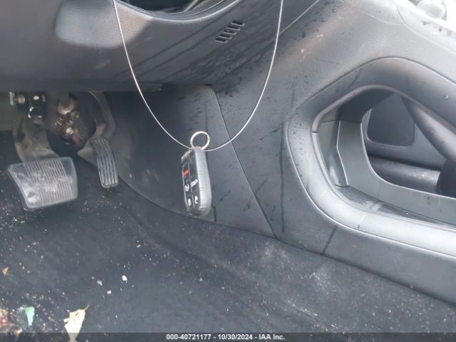 1C3CCCBB3GN132367 Chrysler 200 S