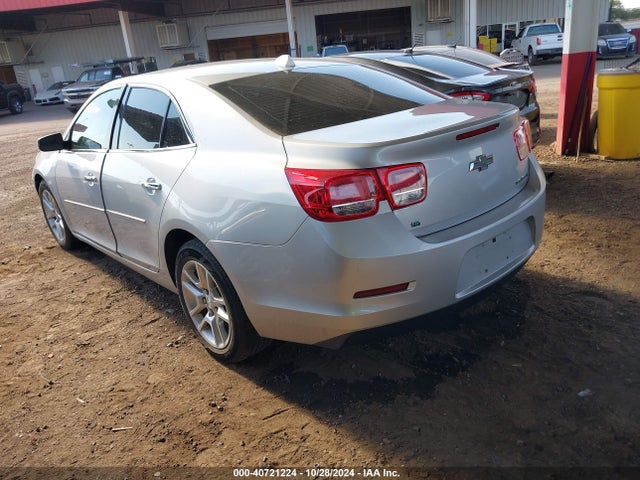 Chevrolet MALIBU 1LT 2014 1G11C5SL2EF265323 Image 3