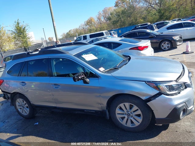 Subaru Outback 2.5i Premium 2018 4S4BSAHC1J3310404 Image 14