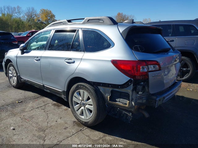 Subaru Outback 2.5i Premium 2018 4S4BSAHC1J3310404 Image 3