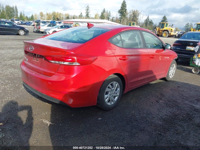 Hyundai ELANTRA SE 2017 5NPD74LFXHH167114 Image 4