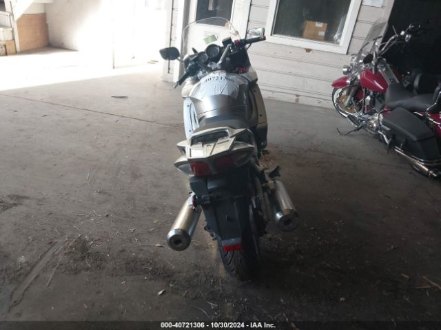 2010 YAMAHA FJR1300 JYARP15E9AA007209 Photo 5