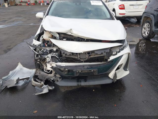 JTDKARFP3J3076360 Toyota Prius Prime Premium