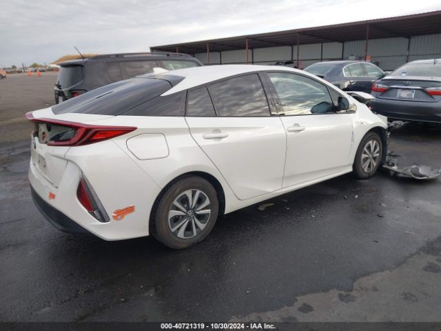 JTDKARFP3J3076360 Toyota Prius Prime Premium