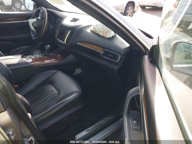 ZN661XUL5HX246662 Maserati Levante