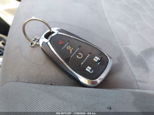 2GNAXTEX5J6218782 Chevrolet EQUINOX LT