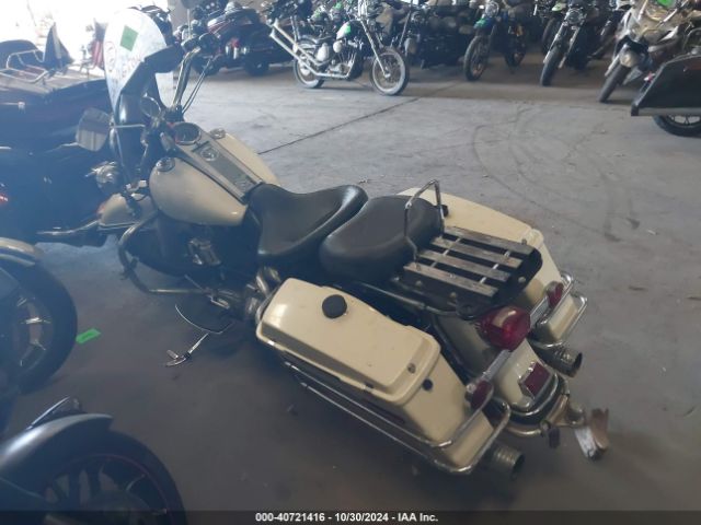 2005 HARLEY-DAVIDSON FLHPI 1HD1FHW1X5Y663746 Photo 2
