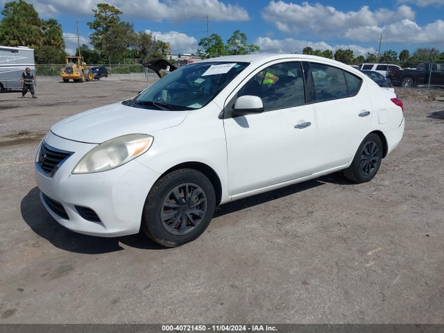 Nissan Versa 1.6 Sv 2014 3N1CN7AP2EK461500 Image 2