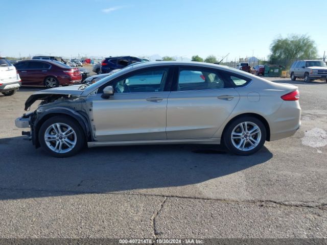 3FA6P0HD2JR204870 Ford FUSION SE