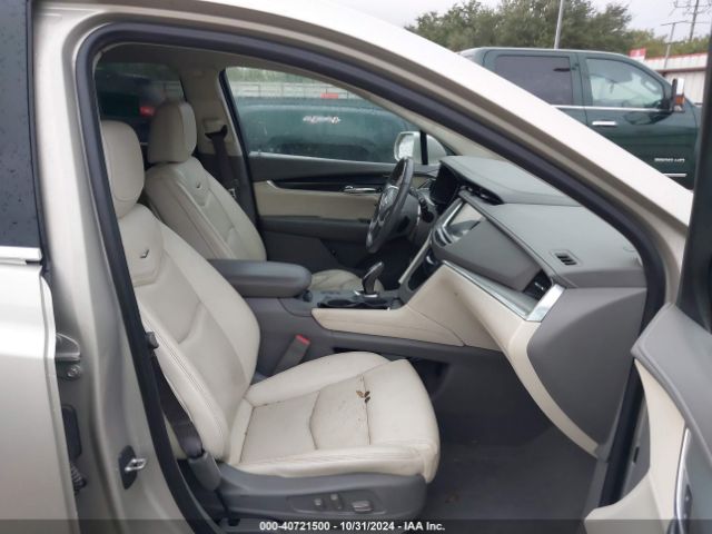 1GYKNCRS4HZ137136 Cadillac Xt5 Premium Luxury