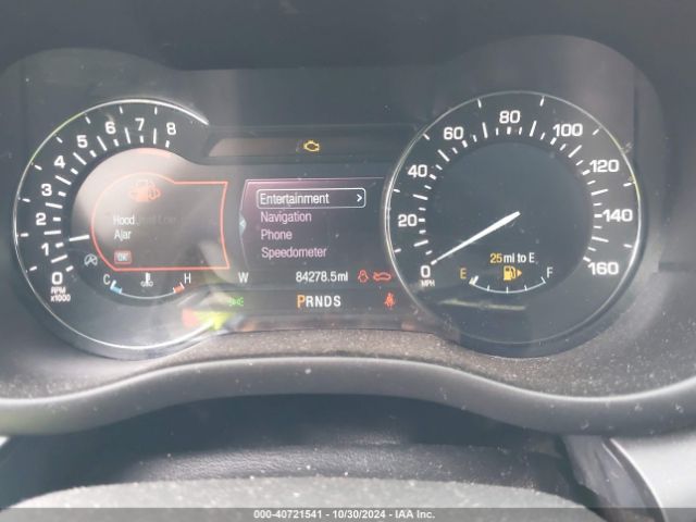 5LMCJ2C98HUL03766 Lincoln MKC SELECT