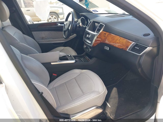 4JGDF7DE9EA270694 Mercedes-Benz Gl 550 4matic