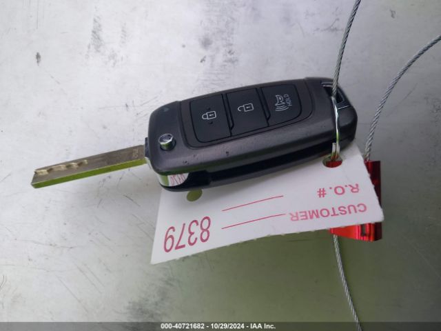KM8K22AB5NU781950 Hyundai Kona Se