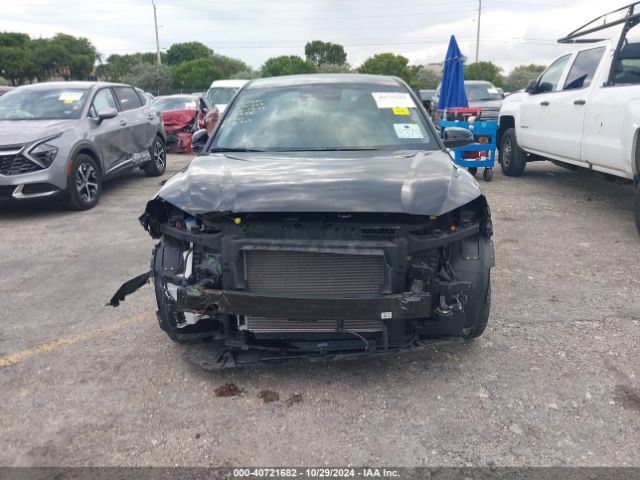 KM8K22AB5NU781950 Hyundai Kona Se