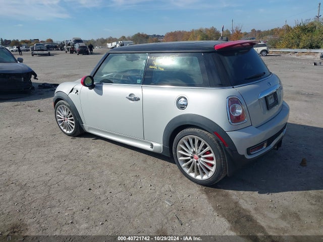 2013 MINI HARDTOP WMWSV3C52DT477467 Photo 2