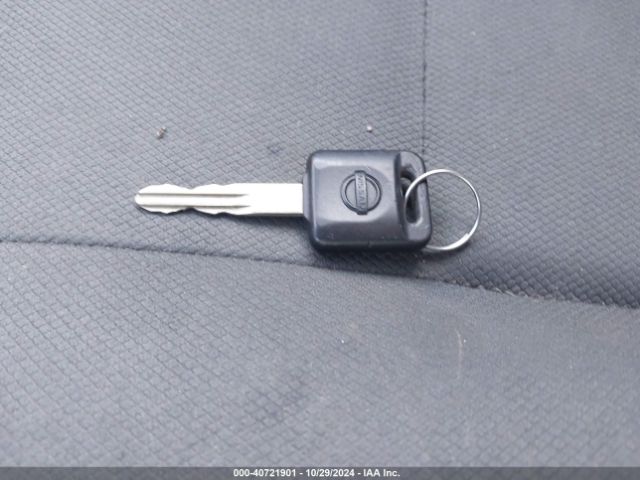 3N6CM0KNXHK706470 Nissan Nv200 S
