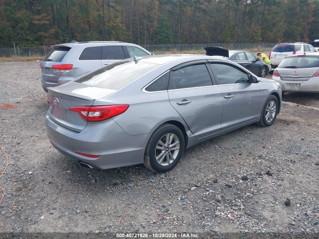Hyundai SONATA SE 2016 5NPE24AFXGH334611 Image 4